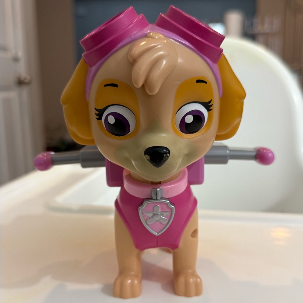 Rare Paw Patrol Mission Skye Police Dog Puppy Pink Jet Flying Toy Figure 6” Tall